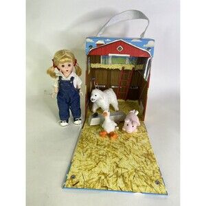 Madame Alexander Charlottes Web Doll Trunk Set With Animals and Case 2006